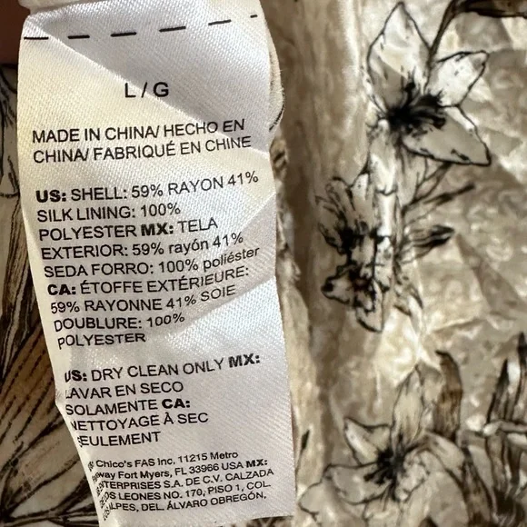 White House Black Market Floral Velvet Dolman Sleeve Blouse in Women’s Large - Picture 7 of 7